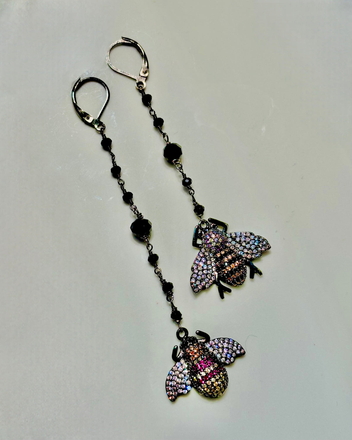 Orecchini con apine di Swarovski