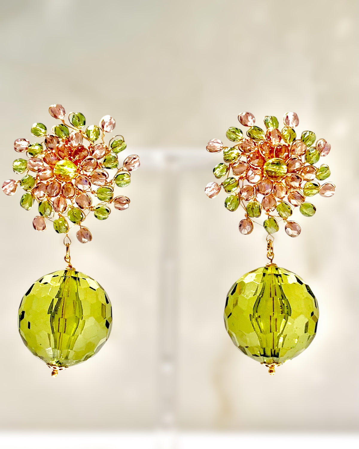 Orecchini Mandàla rosa e verde