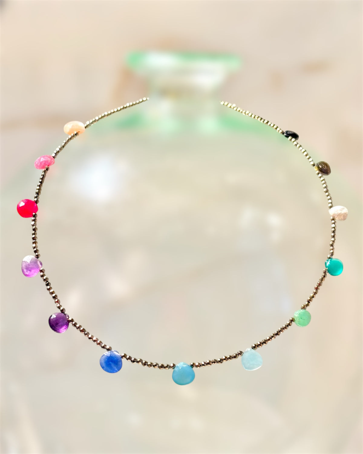 Girocollo con gocce arcobaleno 🌈